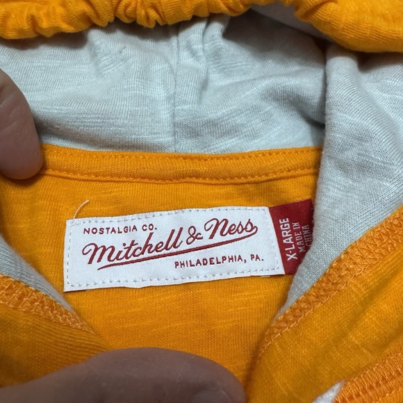 Tennessee Volunteers Hoodie Mens XL Orange Mitchell Ness Lightweight College NWT - Picture 2 of 7